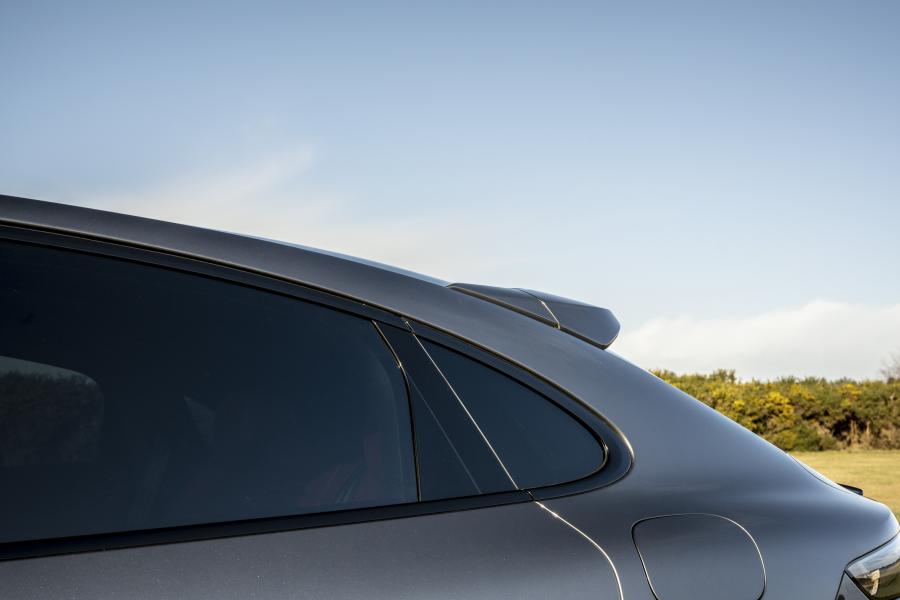 Детали экстерьера Porsche Cayenne E-Hybrid Coupe 2019 года  (UK) (фото 17 из 33)